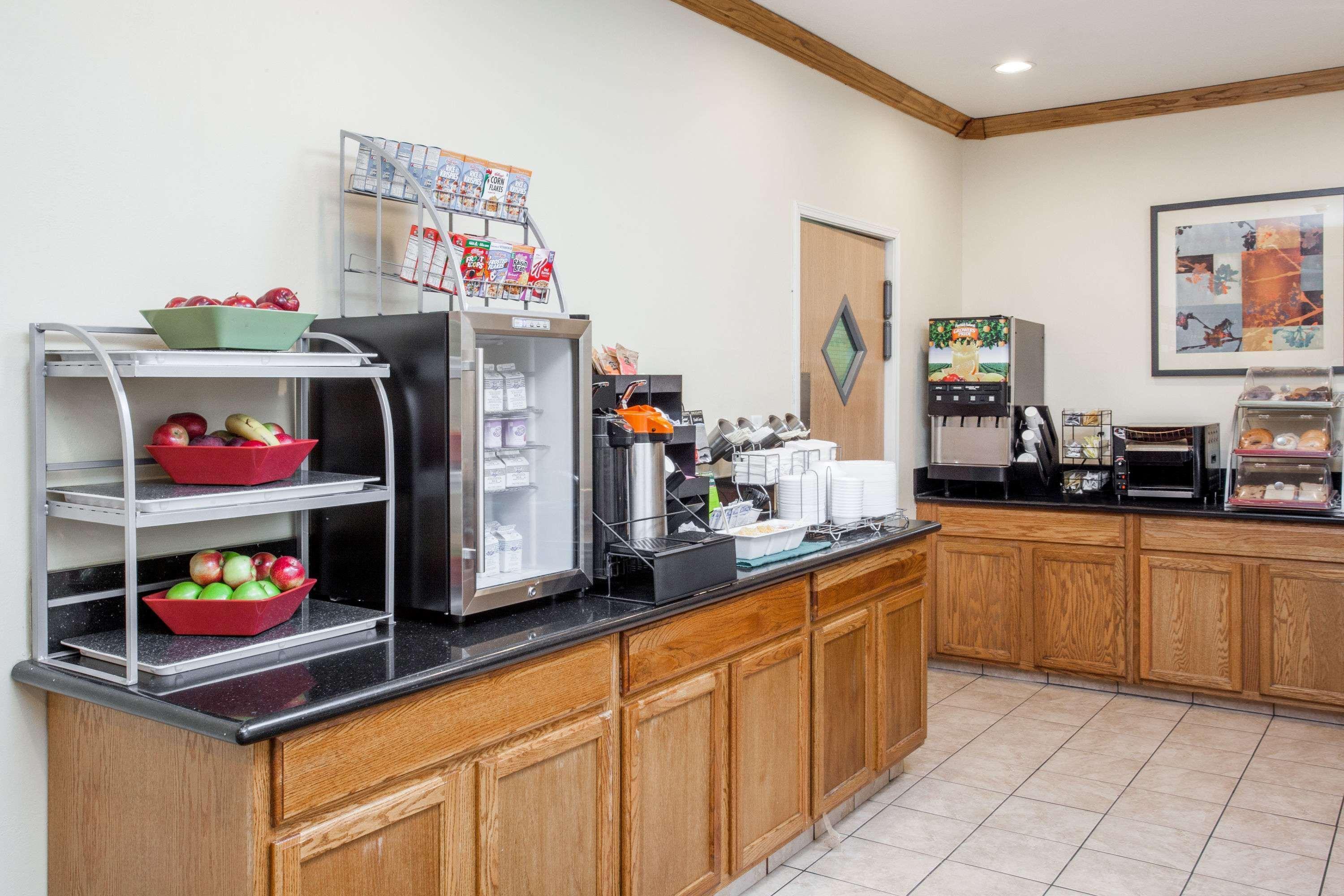 Hawthorn Extended Stay By Wyndham Decatur Eksteriør bilde